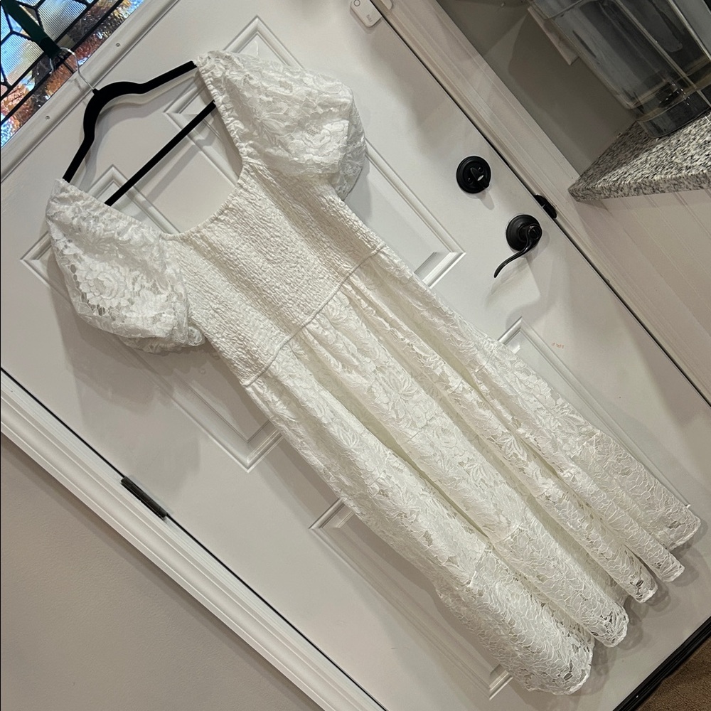 Simplee Apparel White Long Sleeve Lace Dress